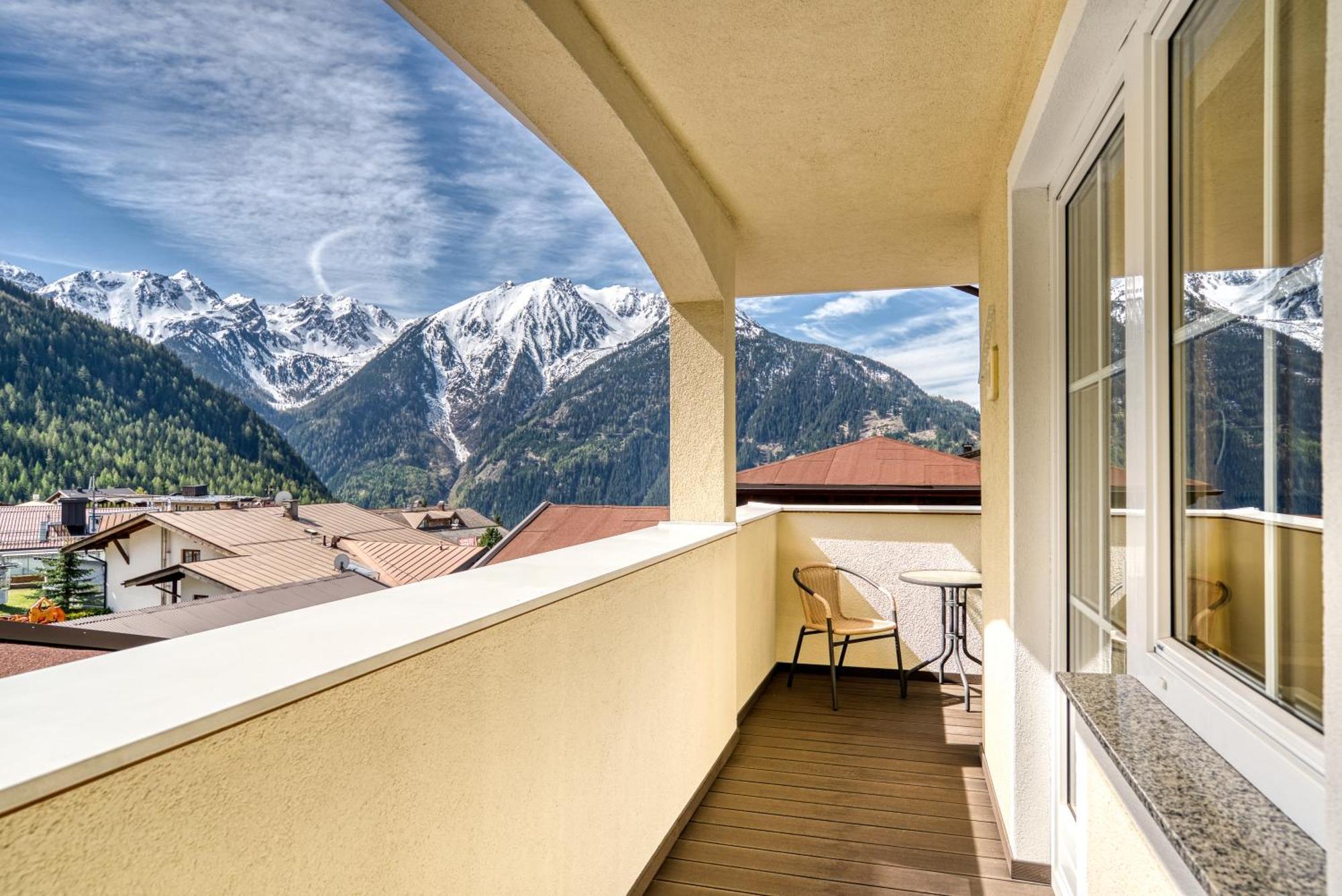 Hotel Alpen-Royal Jerzens Exterior foto