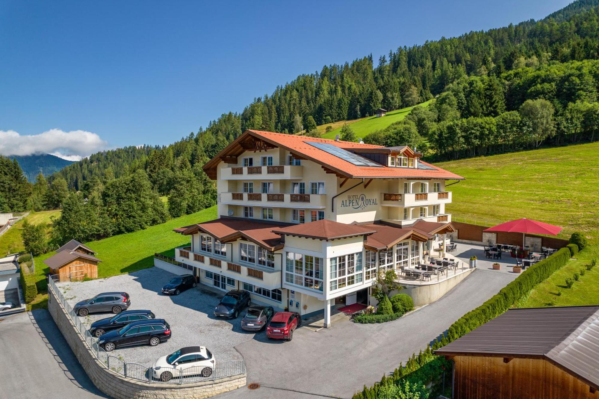 Hotel Alpen-Royal Jerzens Exterior foto