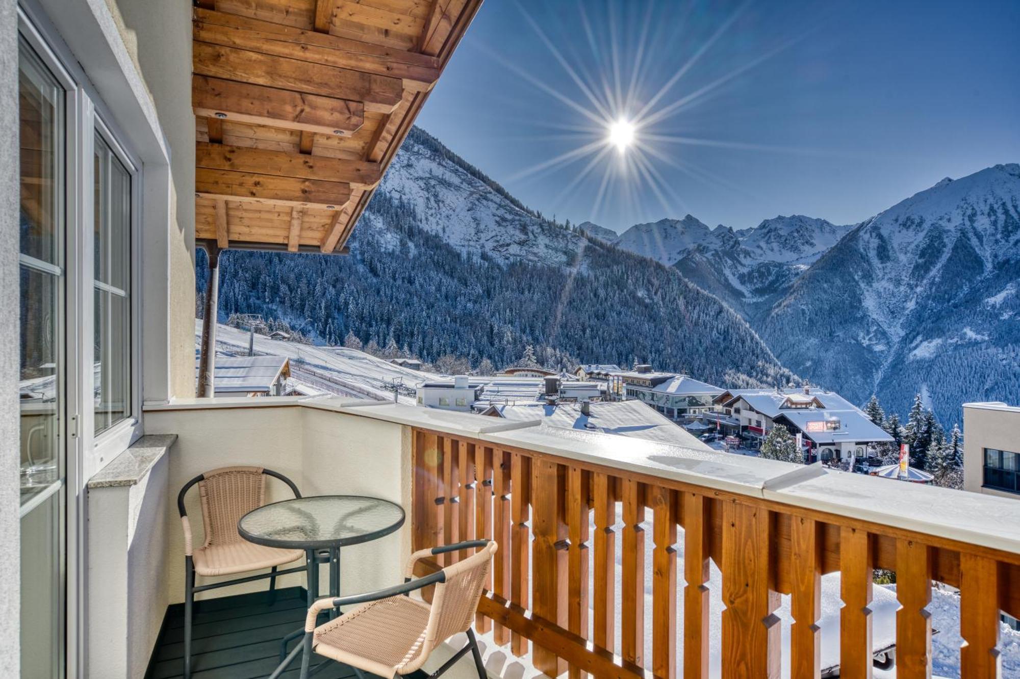 Hotel Alpen-Royal Jerzens Exterior foto