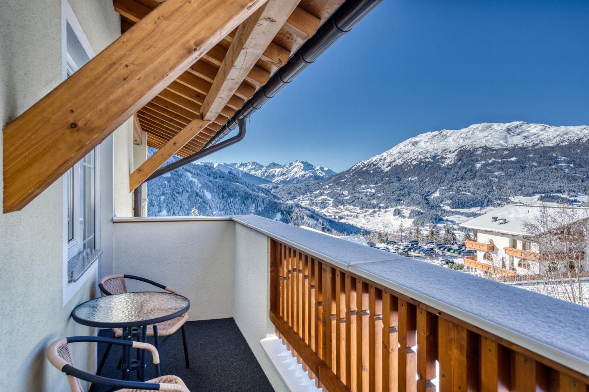 Hotel Alpen-Royal Jerzens Exterior foto